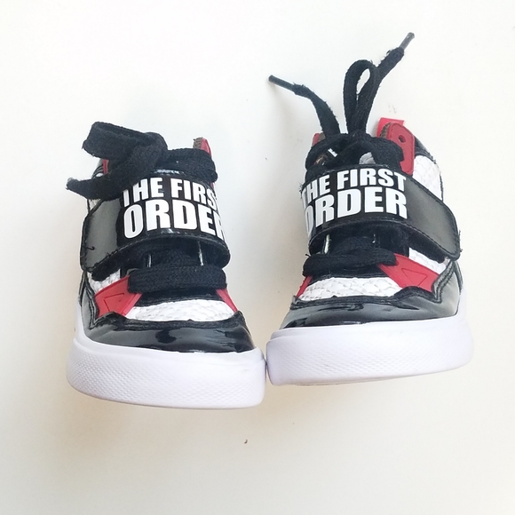 Star Wars DISNEY Storm Troopers sneakers size 9 - Picture 4 of 8